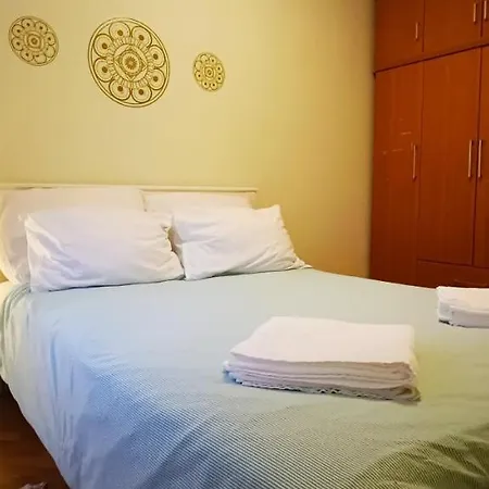 Weekly&less Near Campus With Fast Wi-fi And Free Parking Apartman