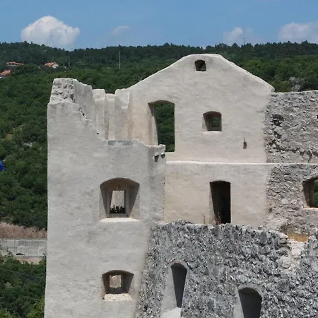 Weekly&less Near Campus With Fast Wi-fi And Free Parking * Rijeka