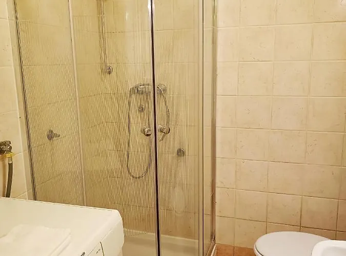 Weekly&less Near Campus With Fast Wi-fi And Free Parking Apartament